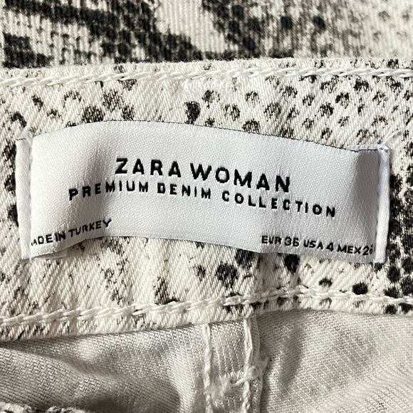Zara Snake Pattern Skinny Jeans White Black Size 4 - Picture 4 of 7